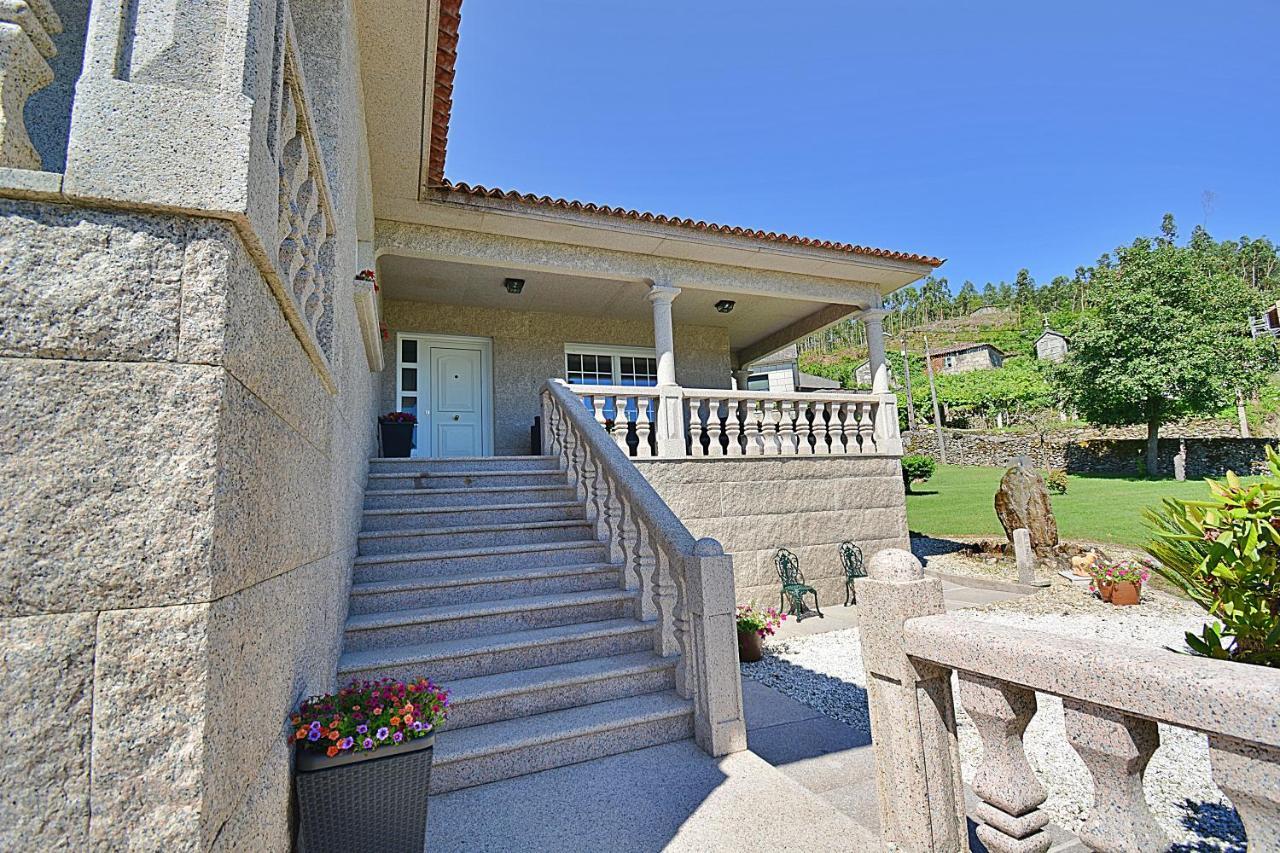 Villa A Casa de Otilia Meaño Exterior foto
